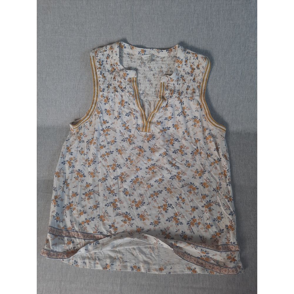 Lucky Brand Women's Medium Floral Allover Print Pleated V-Neck Sleeveless Blouse